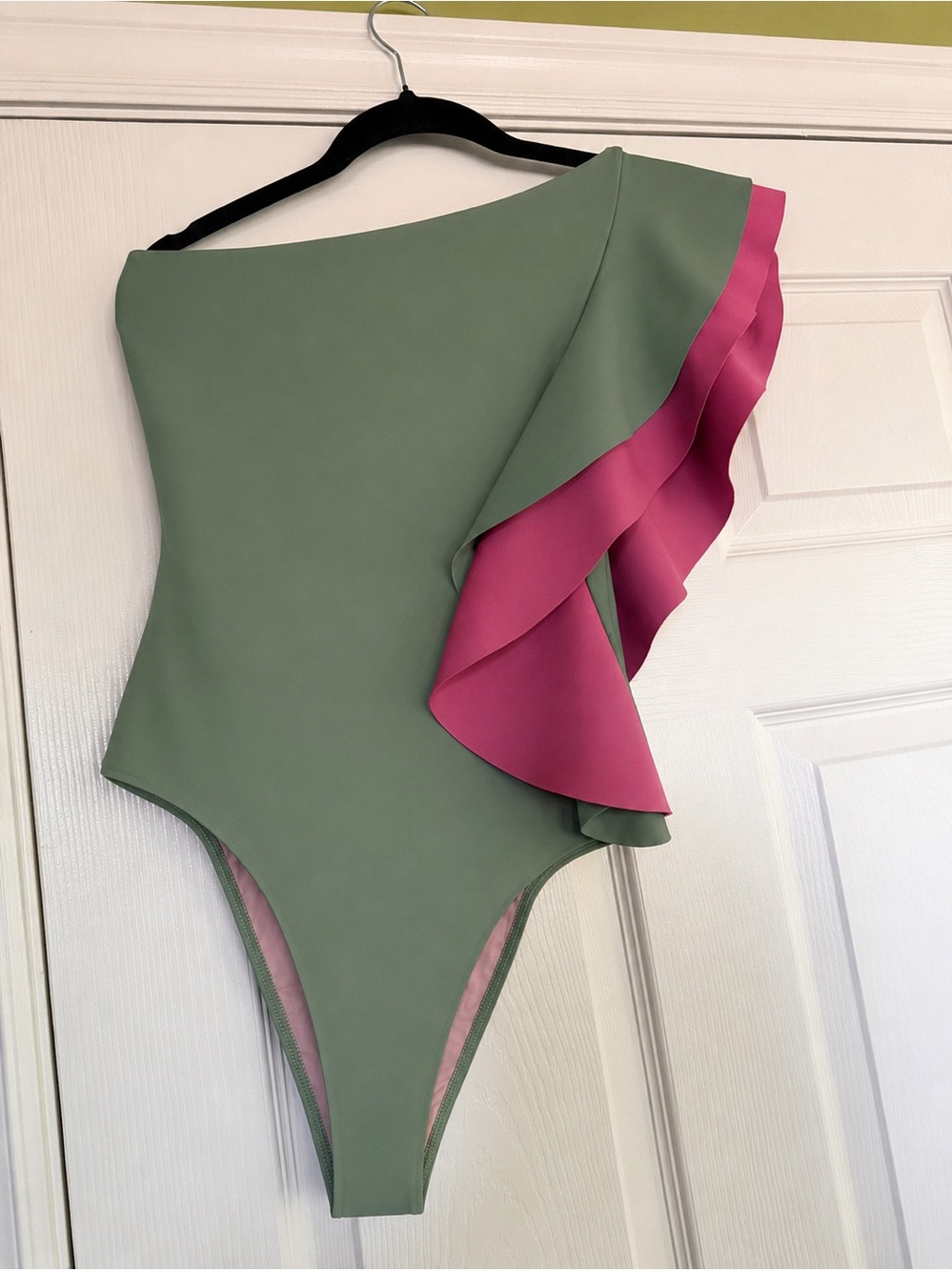 Farm Rio Ruffle One-Shoulder One-Piece Swimsuit NWOT - Picture 7 of 8